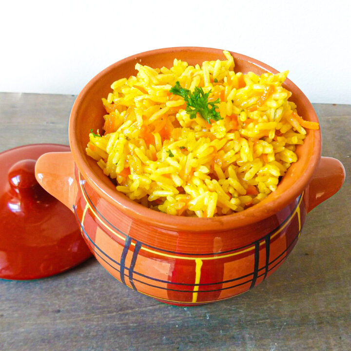 Rice pilaf with carrots and parsley