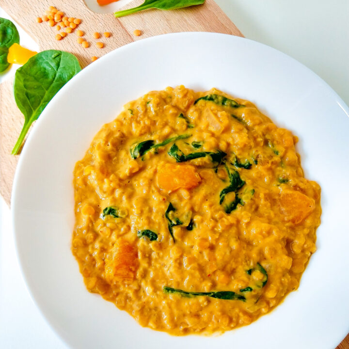 Lentil Curry with spinach and pumpkin