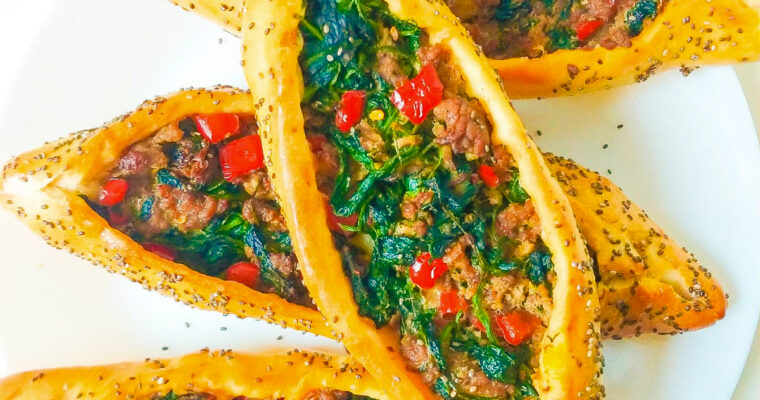 Turkish Pide With Spinach And Minced Beef