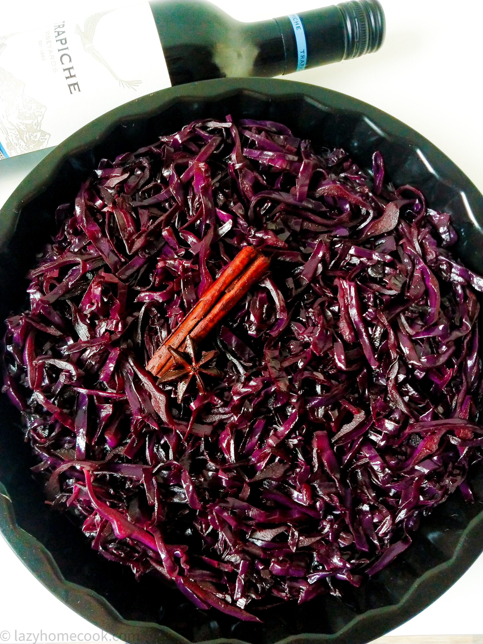 Braised red cabbage with red wine - Lazyhomecook